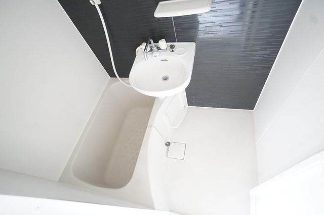 フルセイル朝日町 1階 1K デザイナーズルーム